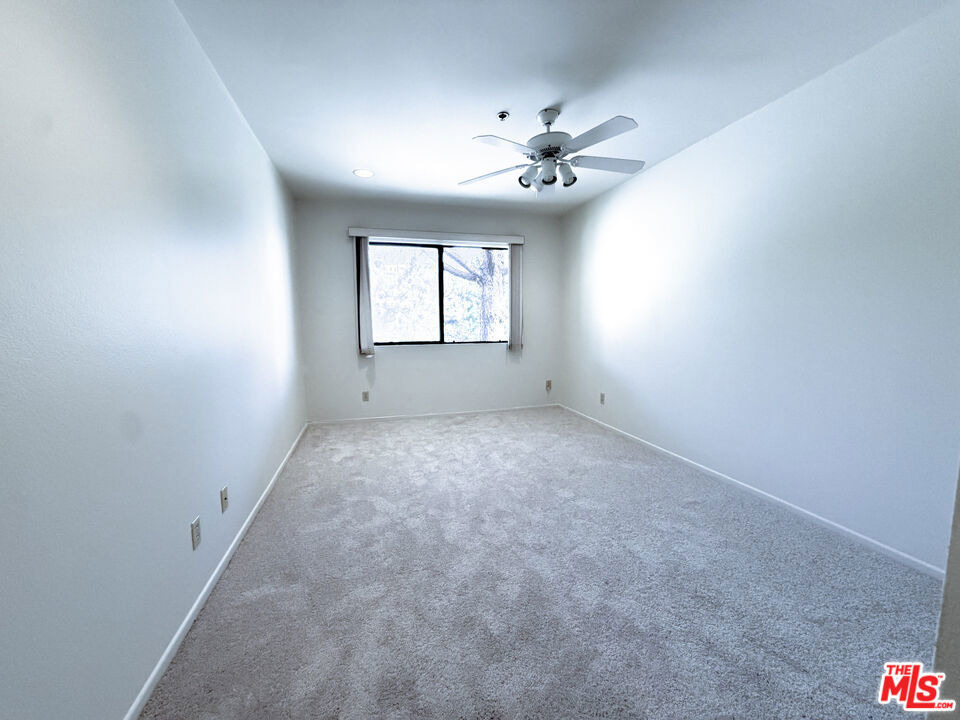 501 Palisades Drive - Photo 12