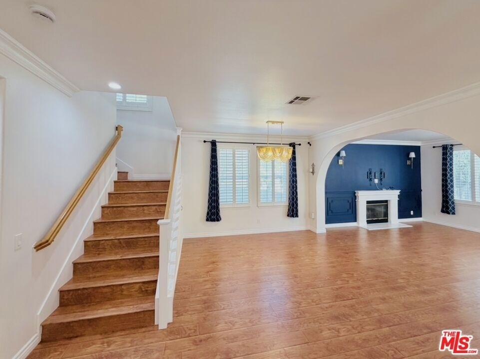 25506 Burns Place - Photo 6