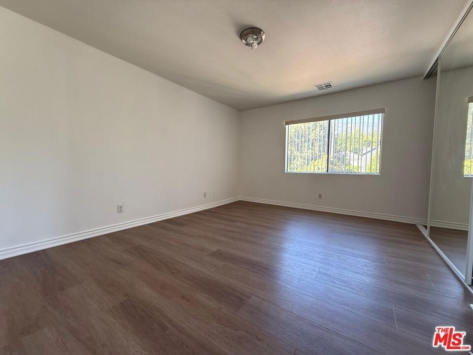 4306 Pennsylvania Avenue - Photo 4
