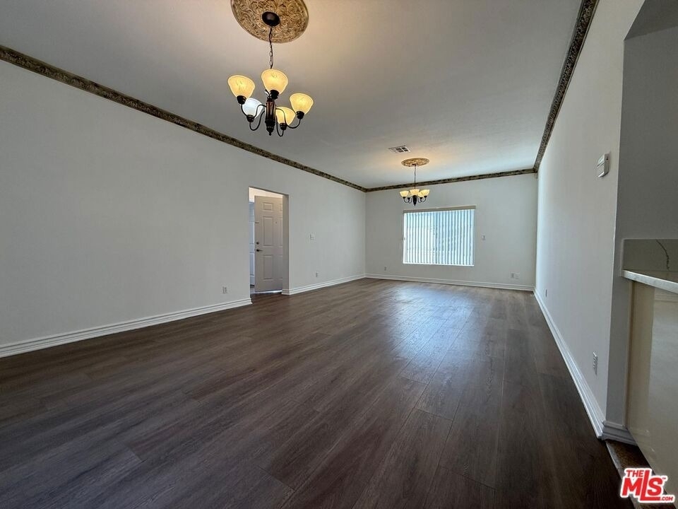 4306 Pennsylvania Avenue - Photo 0