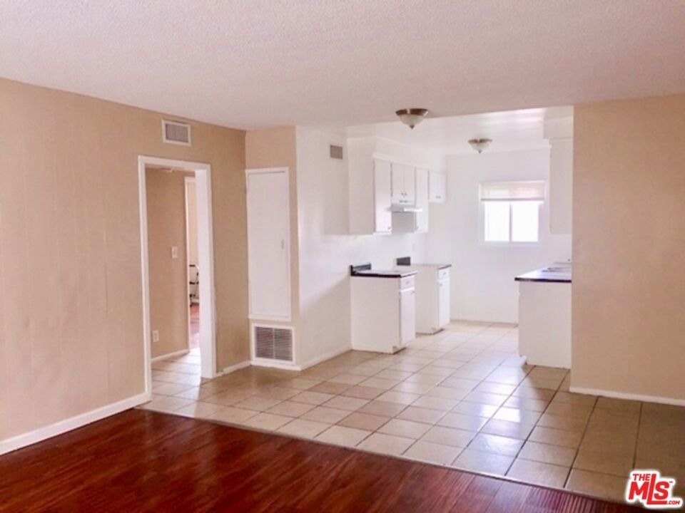 620 Myrtle Avenue - Photo 2