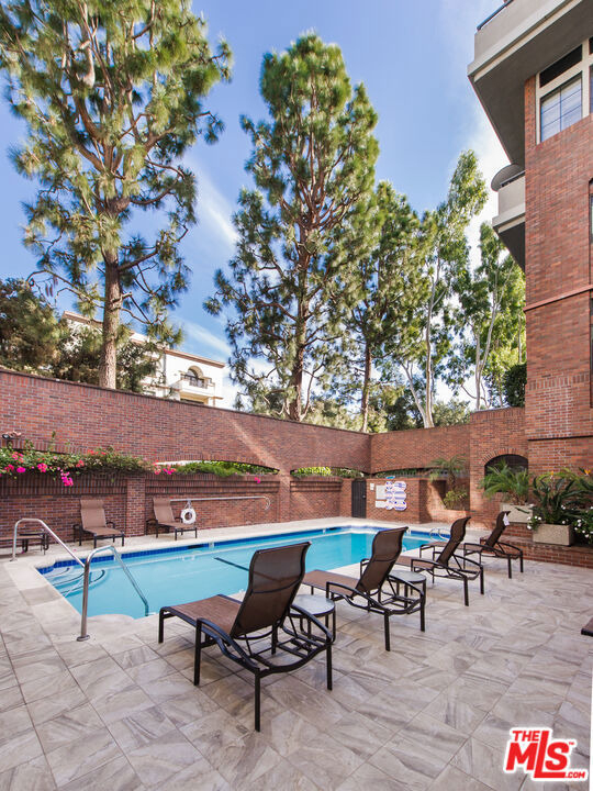 200 N Swall Drive - Photo 17