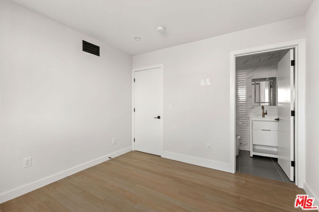 1450 S Crescent Heights Boulevard - Photo 6