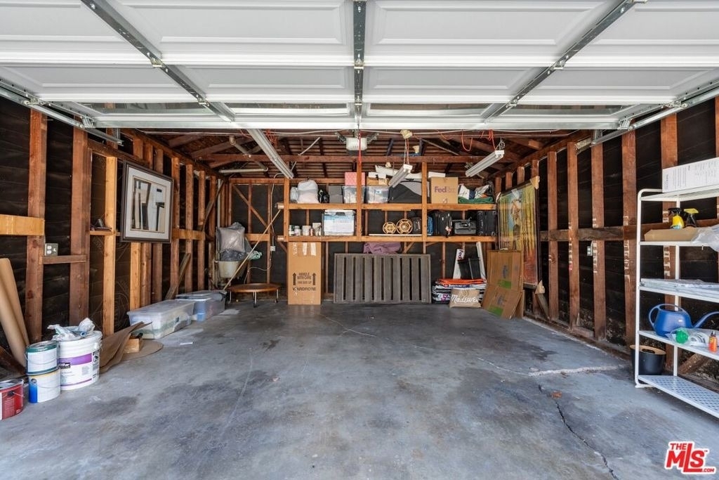 1216 Greenacre Avenue - Photo 34