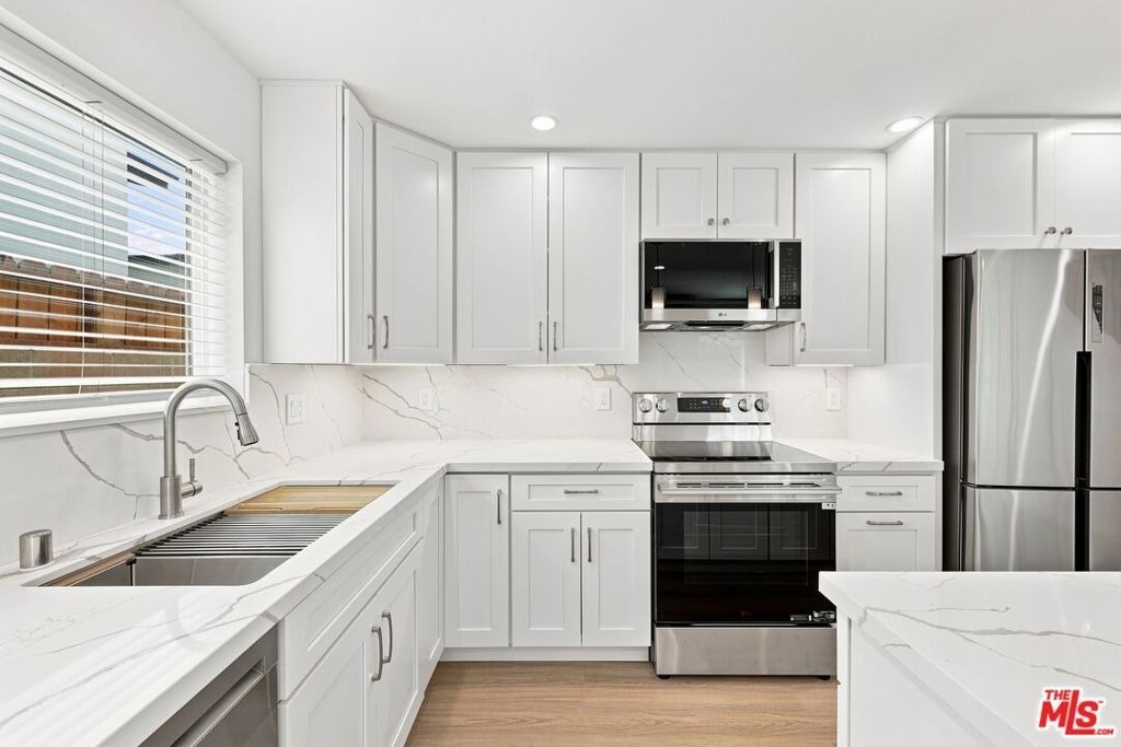 20212 W Gault Street - Photo 8