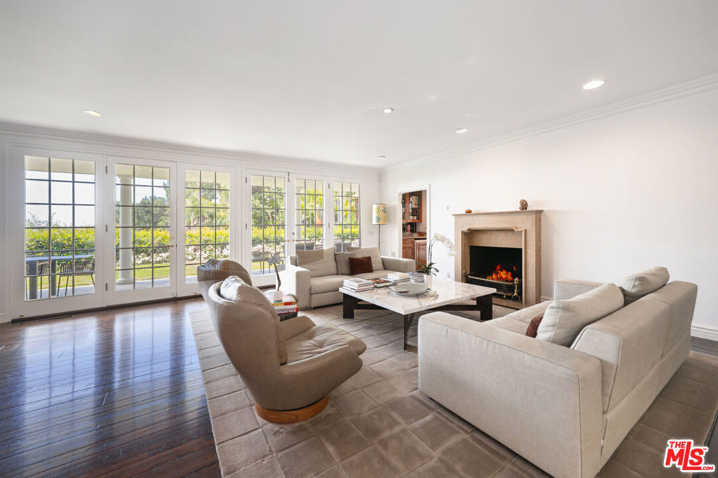 1201 Loma Vista Drive - Photo 3