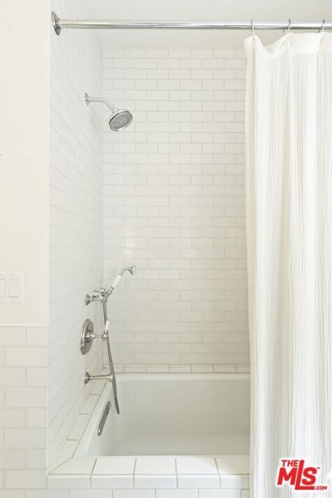 804 Westmount Drive - Photo 15