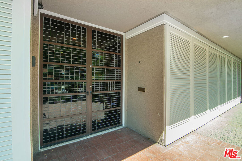 115 S June Street - Photo 8