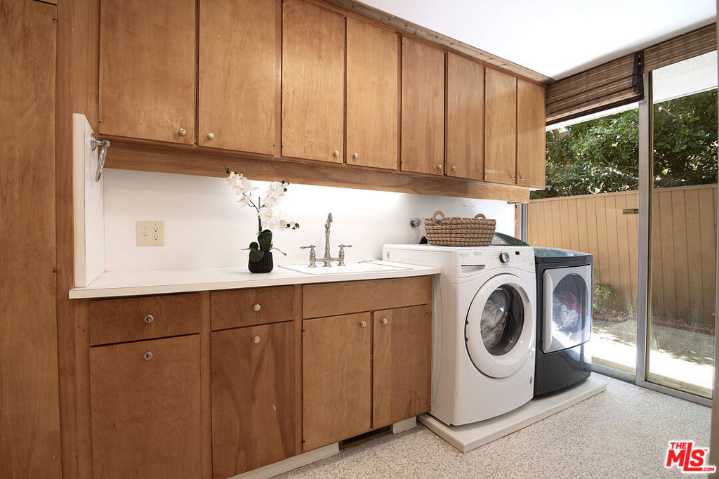 115 S June Street - Photo 62