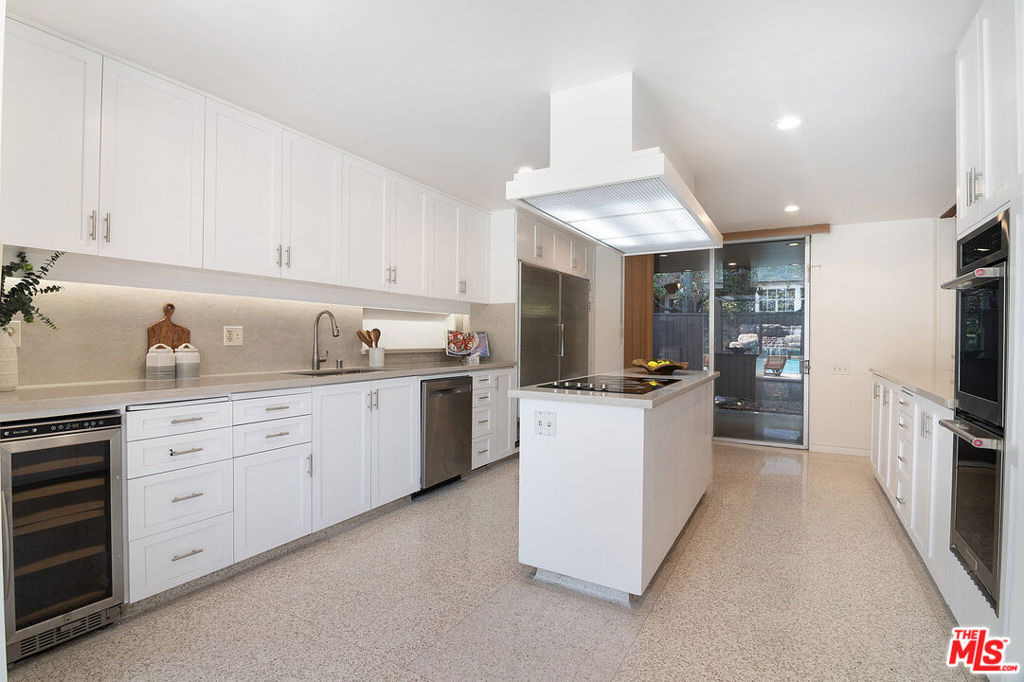 115 S June Street - Photo 31