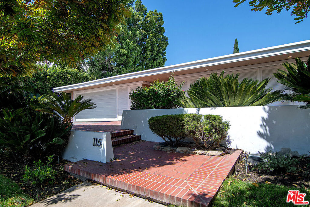 115 S June Street - Photo 7