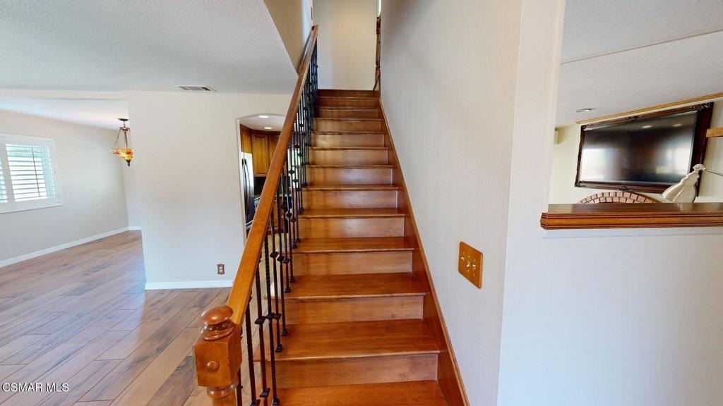2431 Deerfield Court - Photo 11