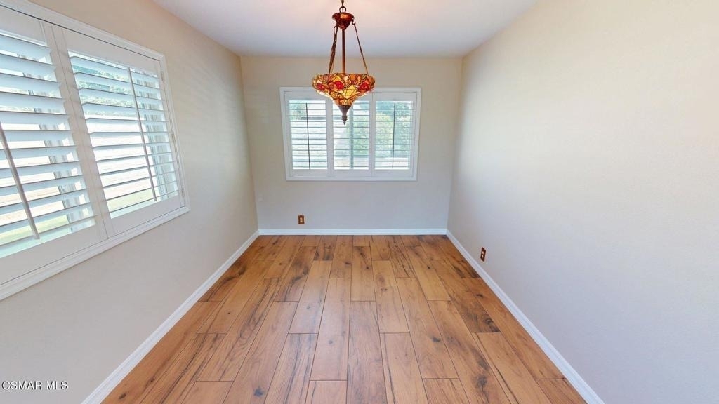 2431 Deerfield Court - Photo 4