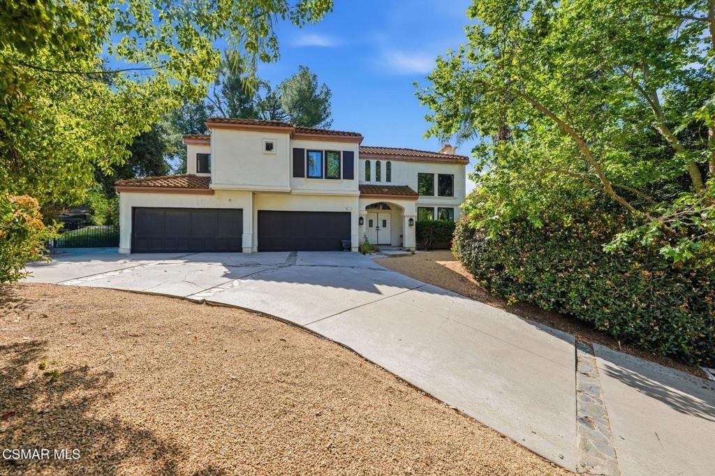 5536 Easterly Road - Photo 0