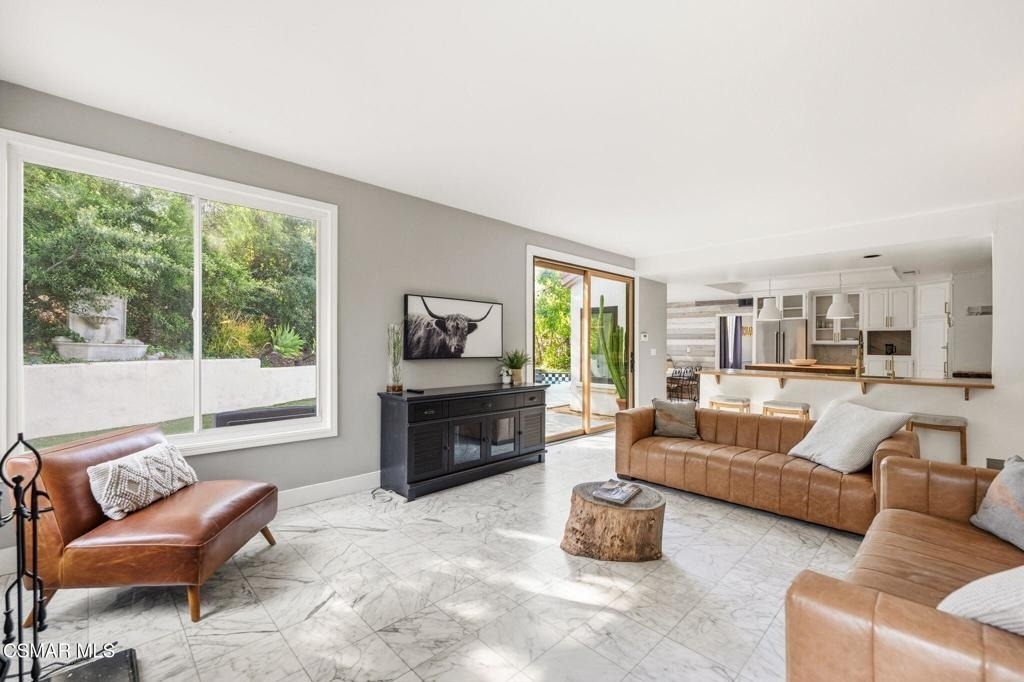 5536 Easterly Road - Photo 9
