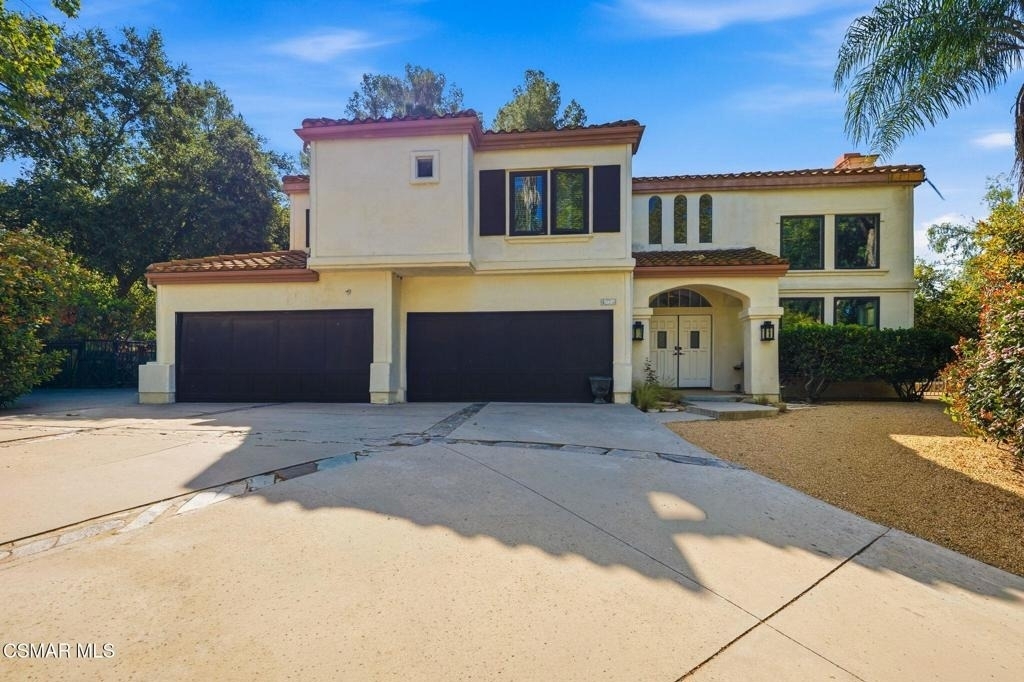 5536 Easterly Road - Photo 2