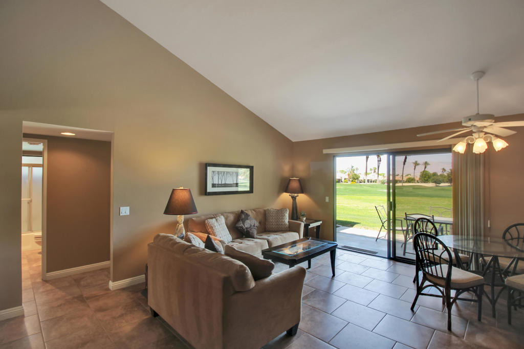 77062 Pauma Valley Way - Photo 4