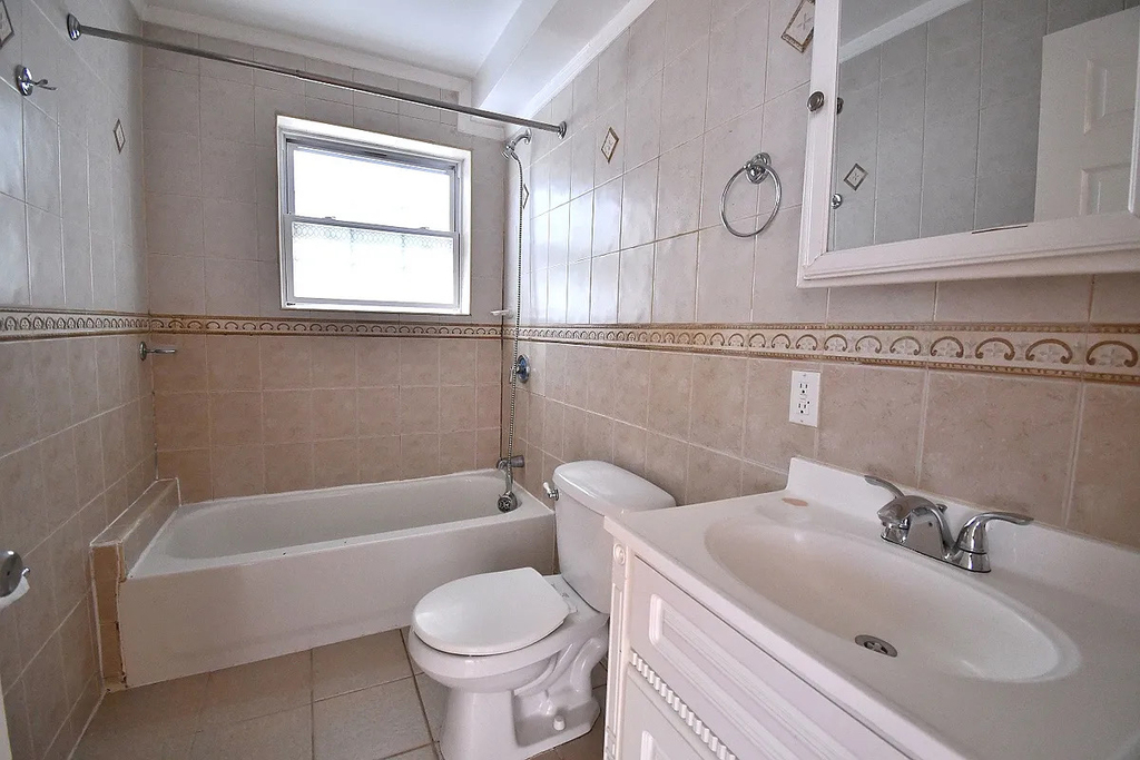 229B West Tremont Avenue - Photo 3