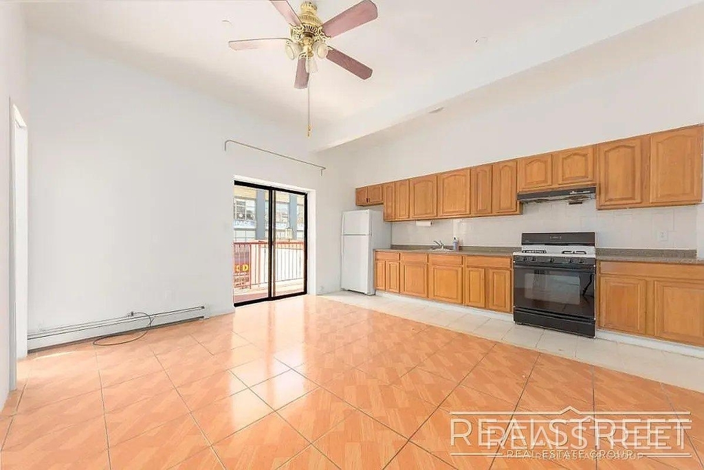 39 Debevoise Street - Photo 5