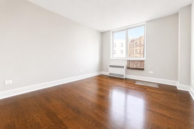 3333 Broadway - Photo 5