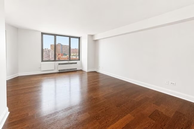 3333 Broadway - Photo 4
