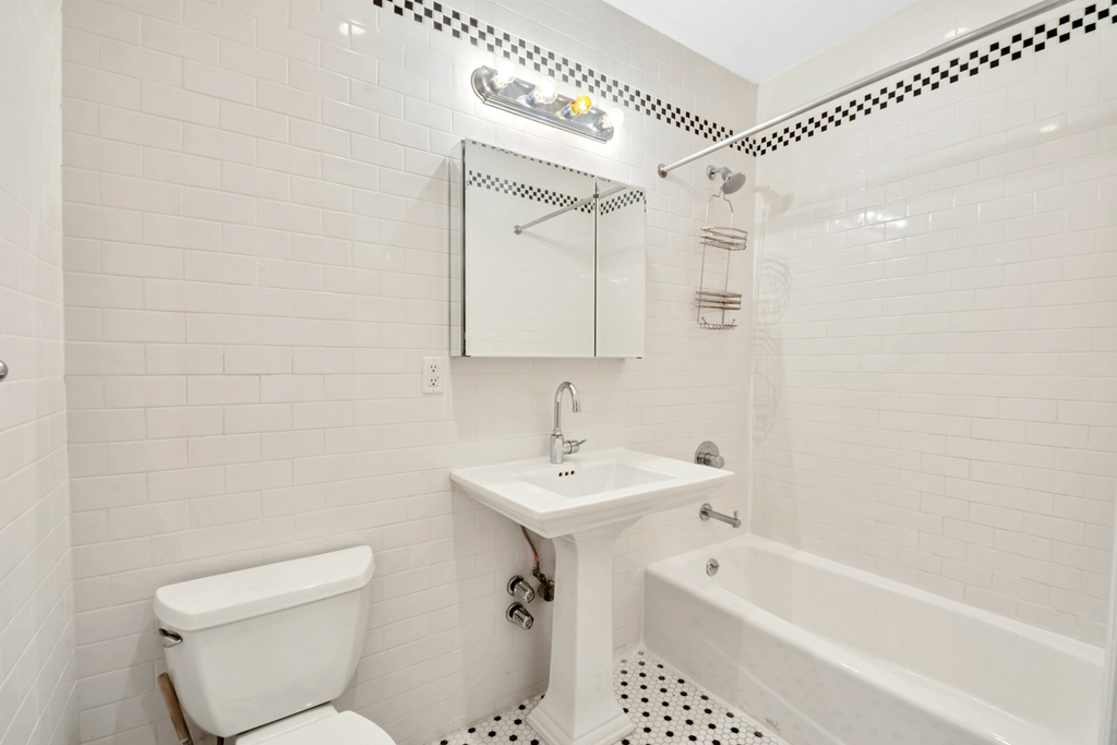 West 45th Street - Photo 5