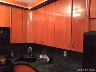 61-35 98th Street - Photo 4