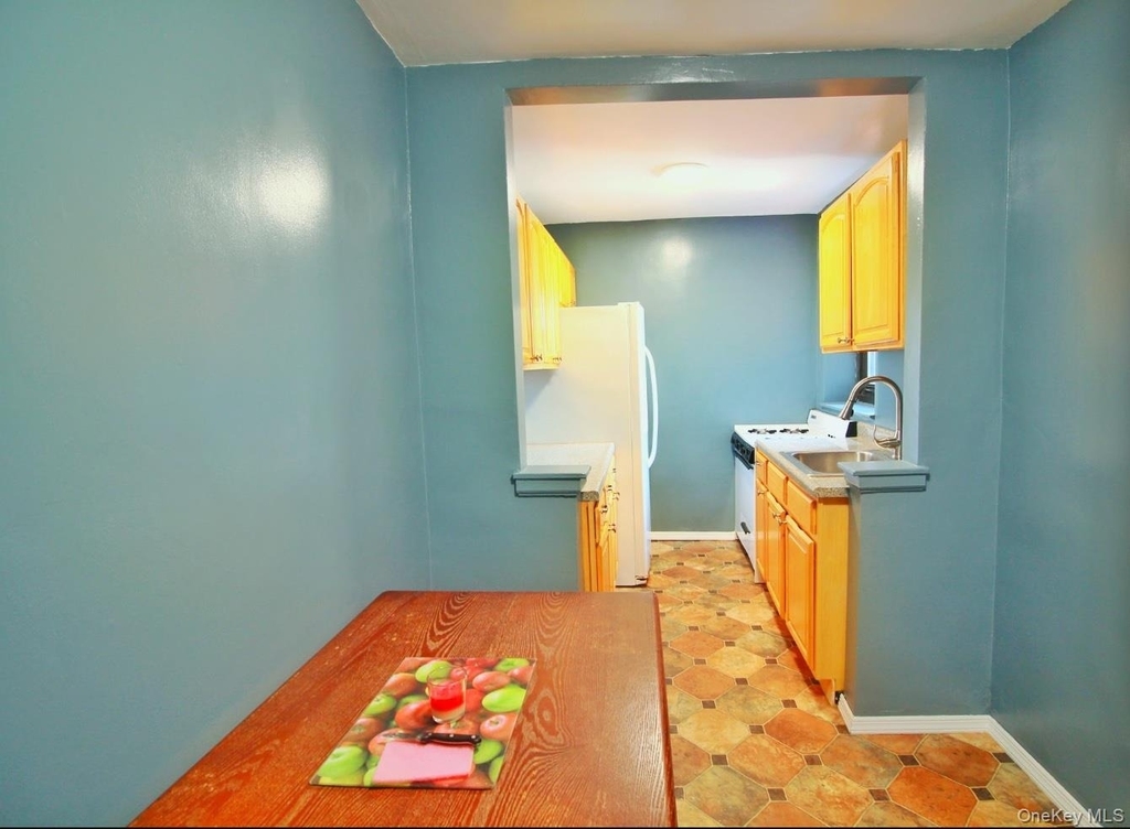 8830 182nd Street - Photo 0