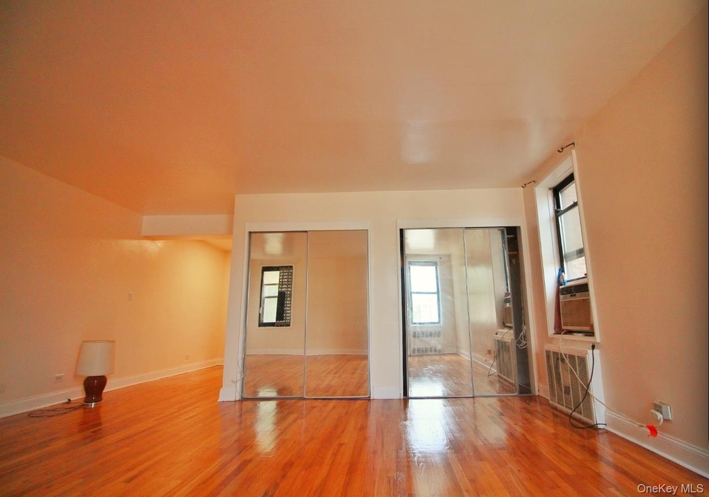 8830 182nd Street - Photo 3
