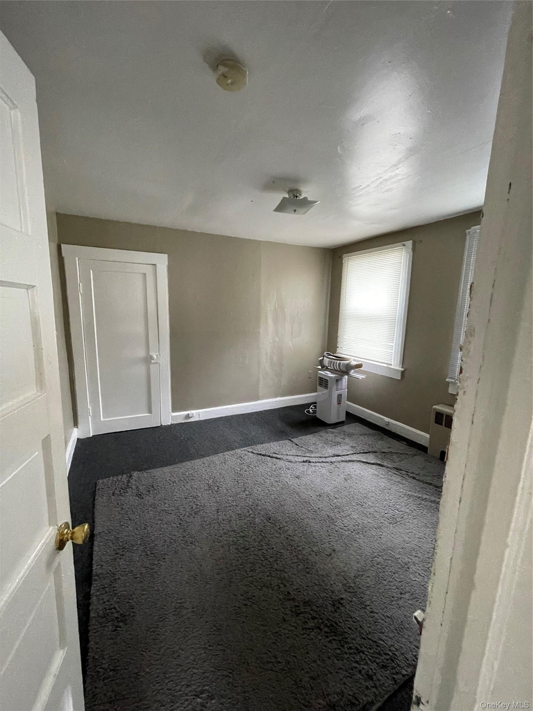 7 Sweezy Avenue - Photo 13
