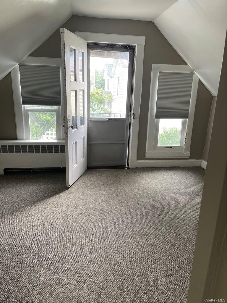 7 Sweezy Avenue - Photo 14