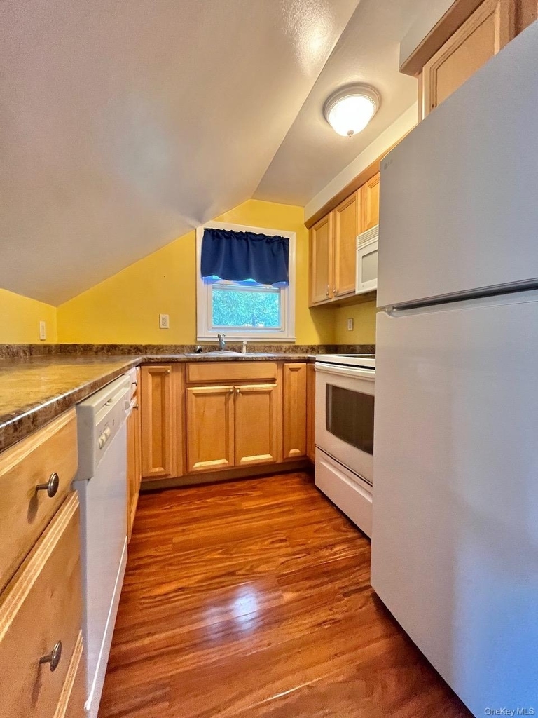 7 Ferndale Place - Photo 1