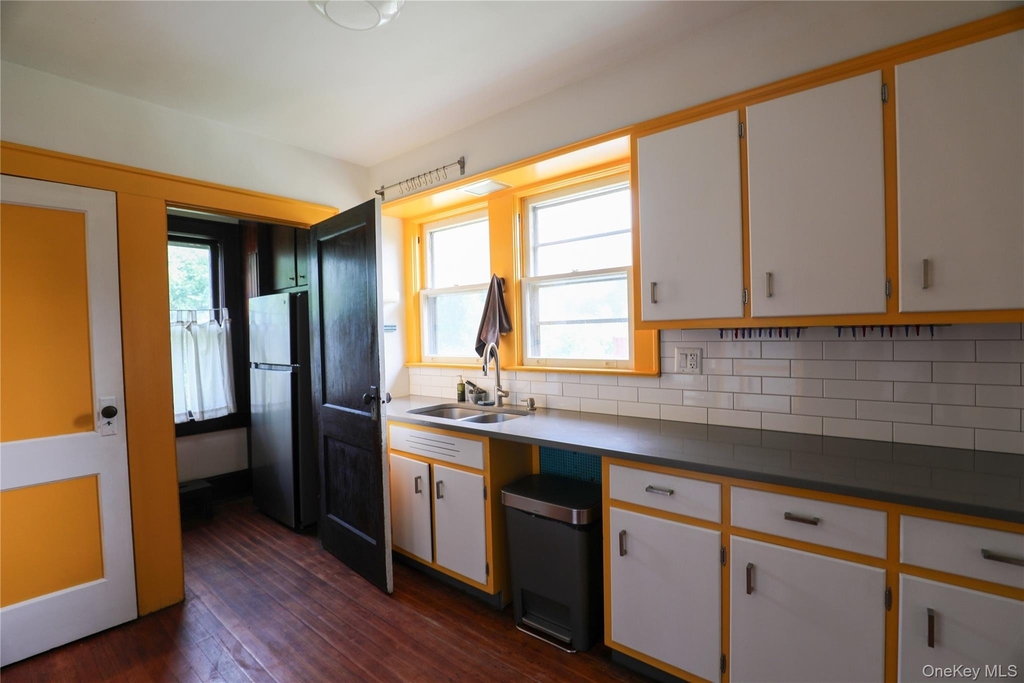 375 Broadway - Photo 4