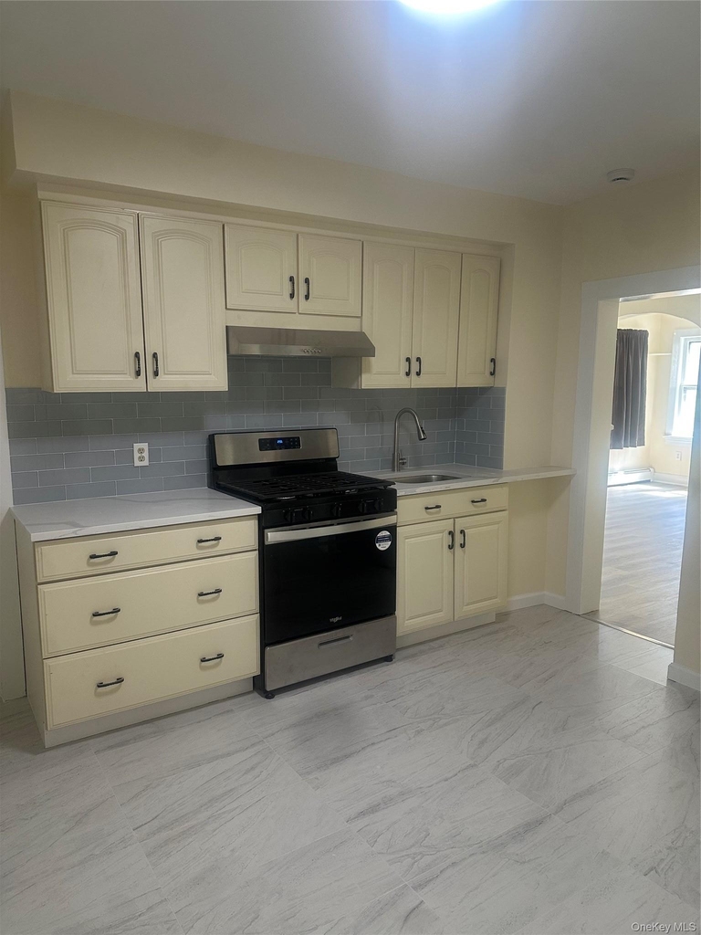 16 N Main St Unit #1 - Photo 2
