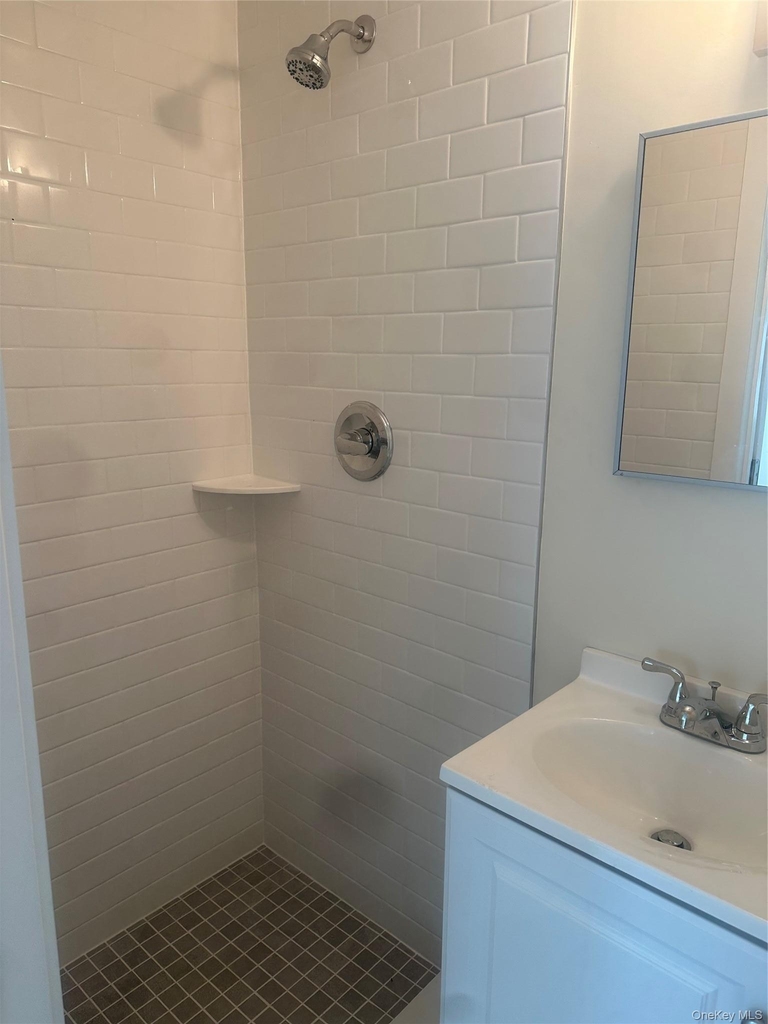 16 N Main St Unit #1 - Photo 8