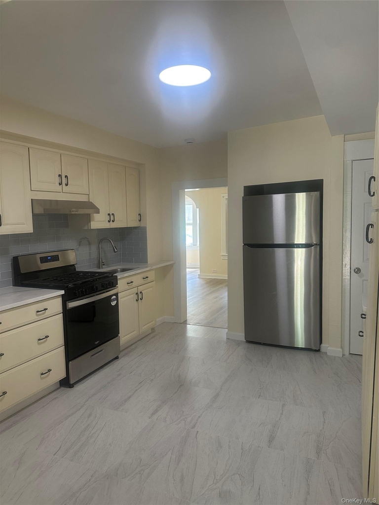 16 N Main St Unit #1 - Photo 5