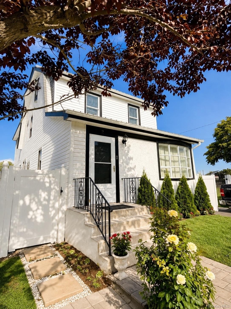 2 Lee Court - Photo 0