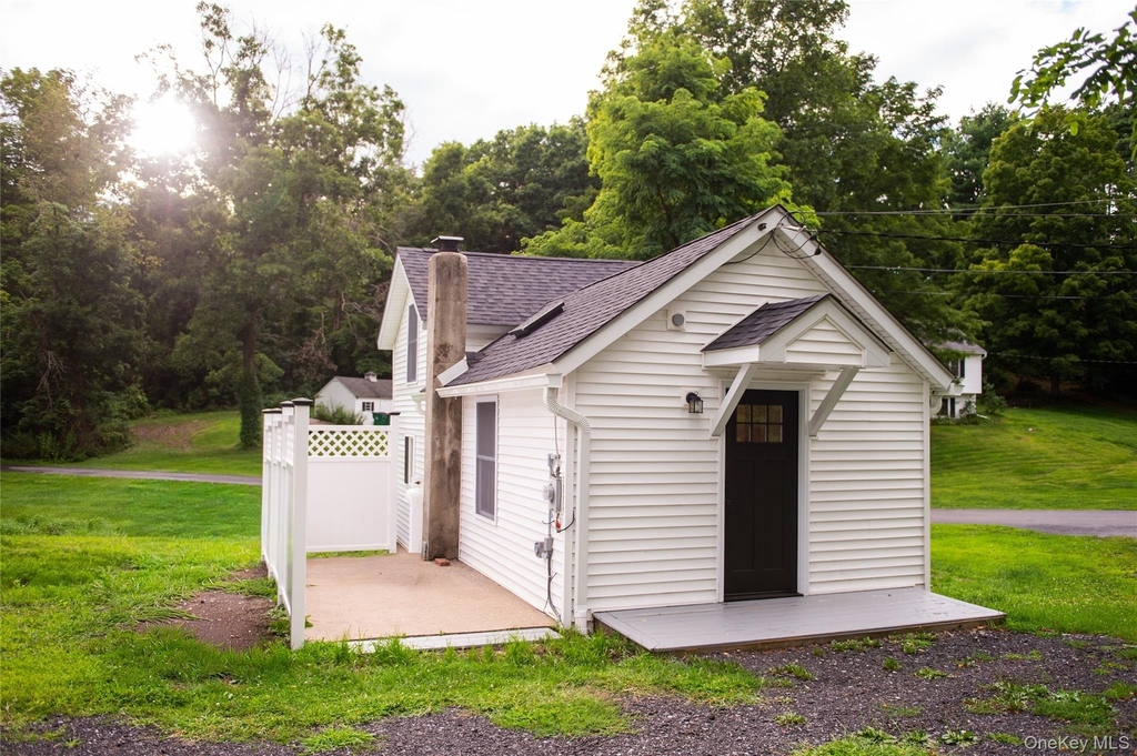 449 N Quaker Lane - Photo 0