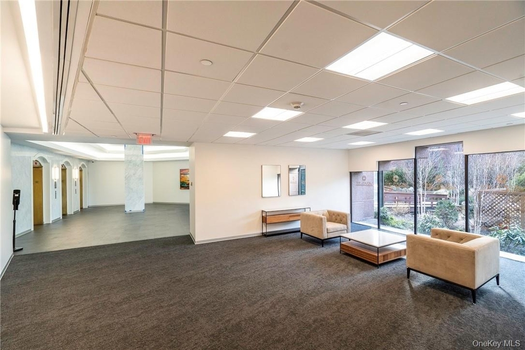4 Martine Avenue - Photo 1