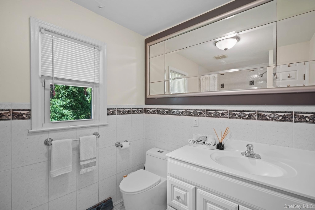 4 Hickory Drive - Photo 13