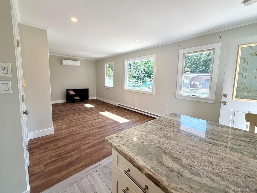 40 Hampton Street - Photo 8