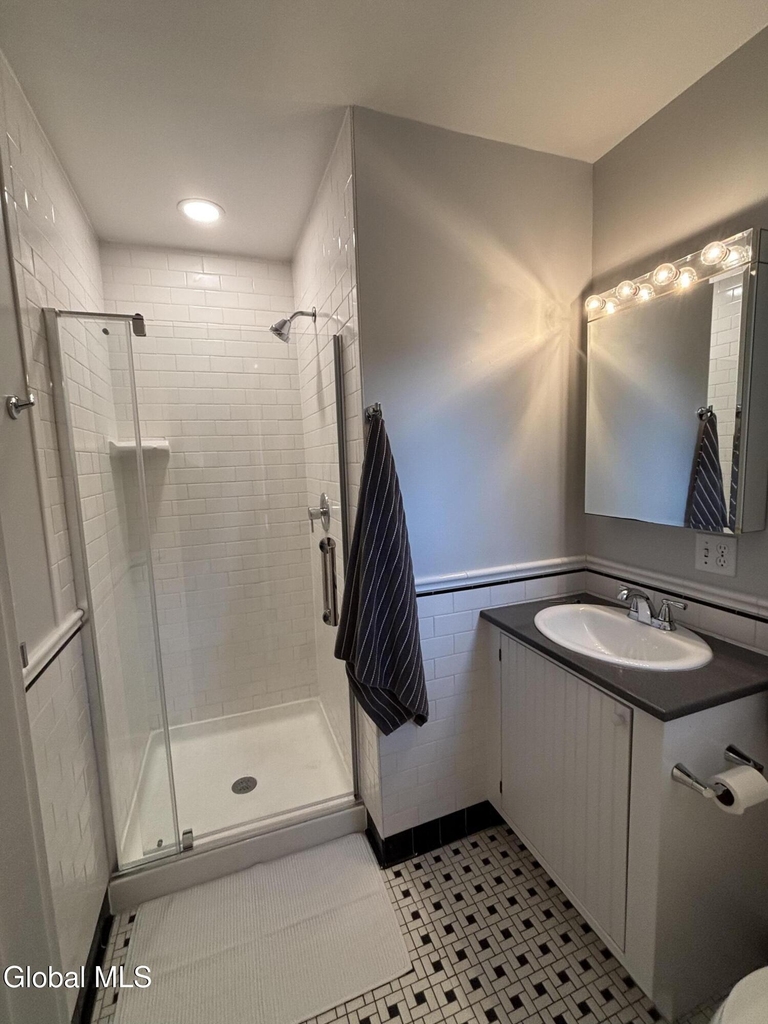 36a Albany Avenue - Photo 11