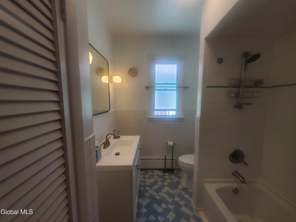 38 Summit Avenue - Photo 16