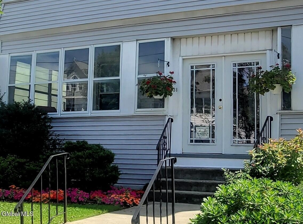 38 Summit Avenue - Photo 43