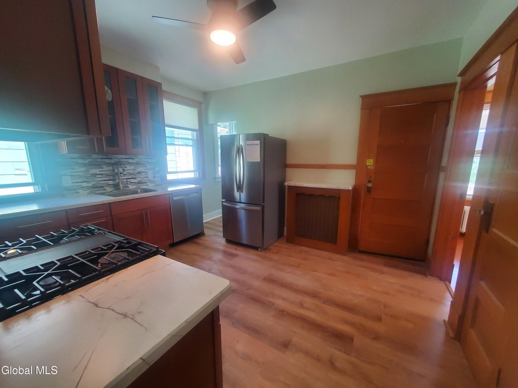 38 Summit Avenue - Photo 21