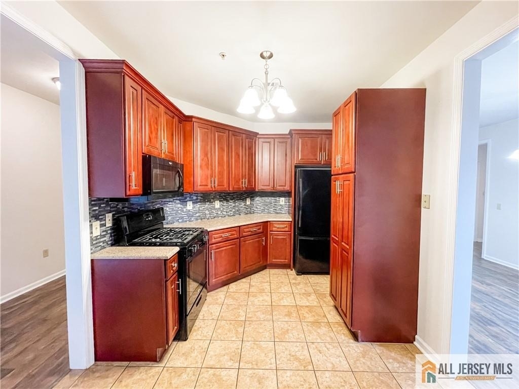 105 Regency Place - Photo 5