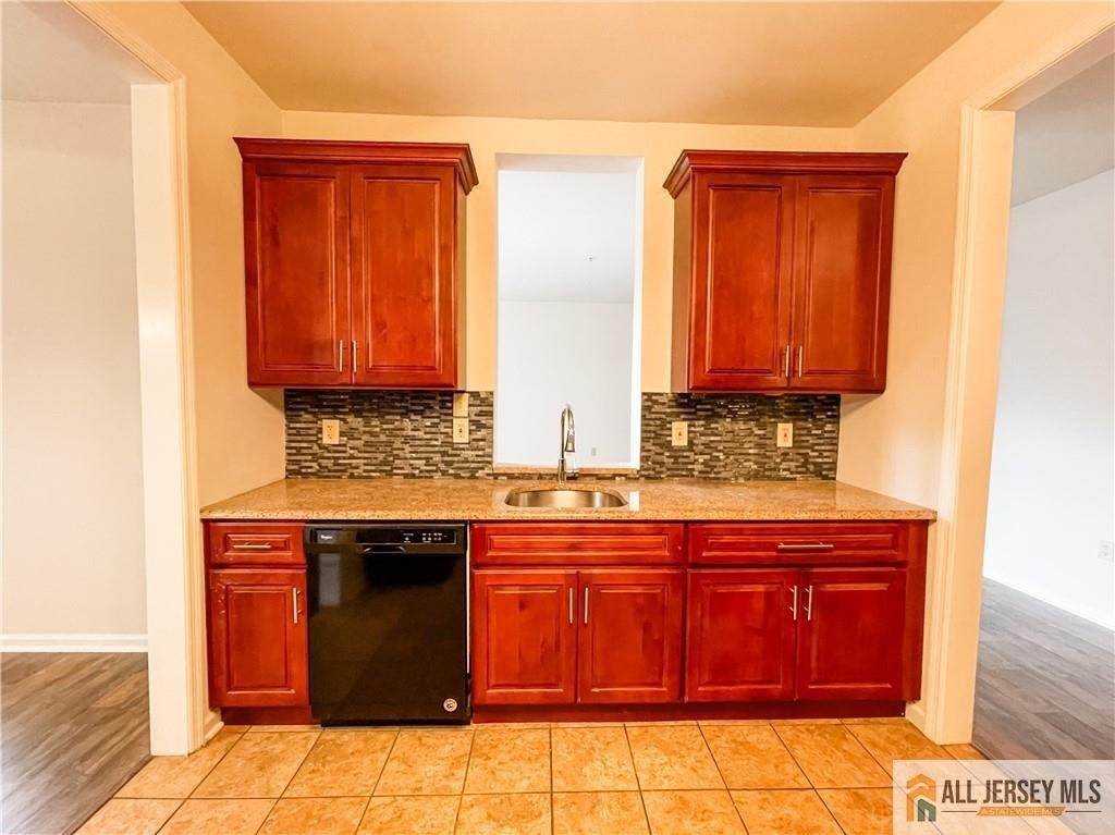 105 Regency Place - Photo 7
