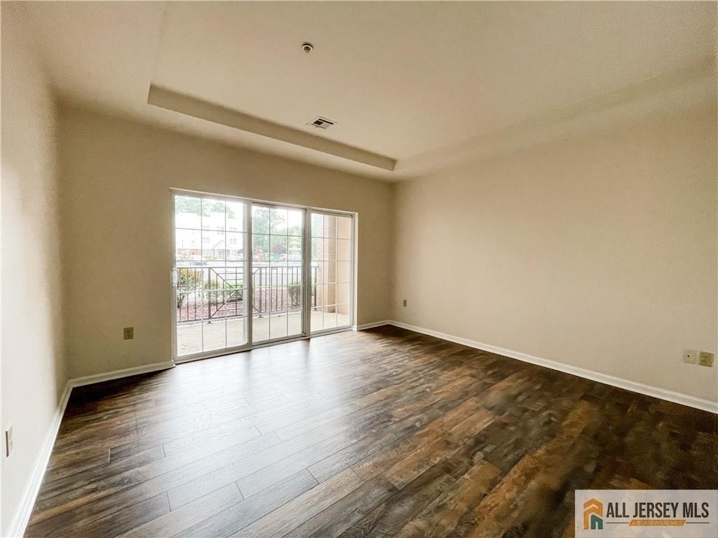 105 Regency Place - Photo 15