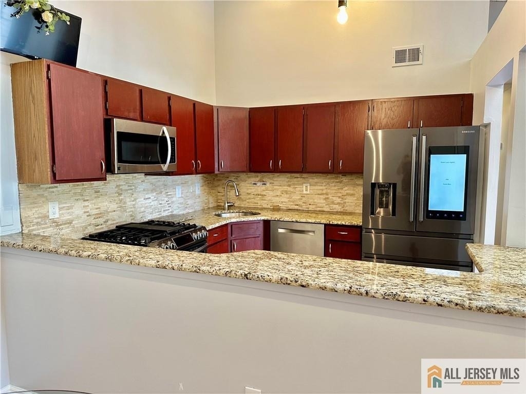 111 Lindsey Court - Photo 3