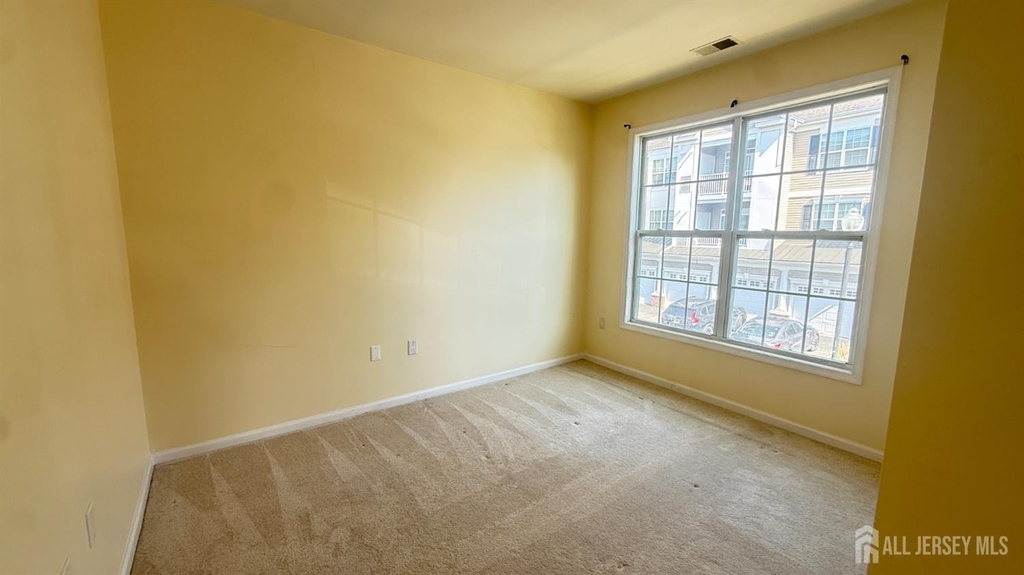 26 Edward Stec Boulevard - Photo 15